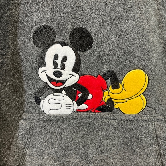 Disney Mickey Mouse Fleece Pullover XL Hoodie Embroidered Kangaroo Pouch B87 - Picture 2 of 11